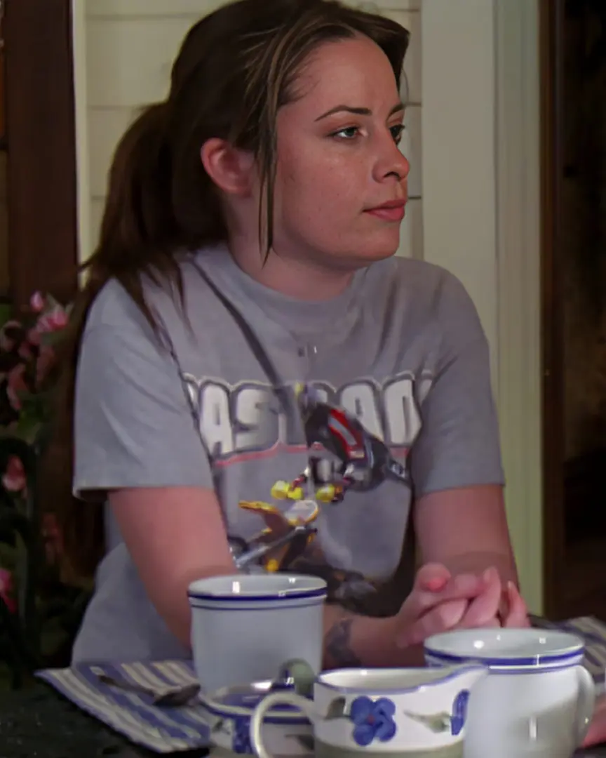 Charmed (1998) S04 Piper Halliwell Graphic T-Shirt
