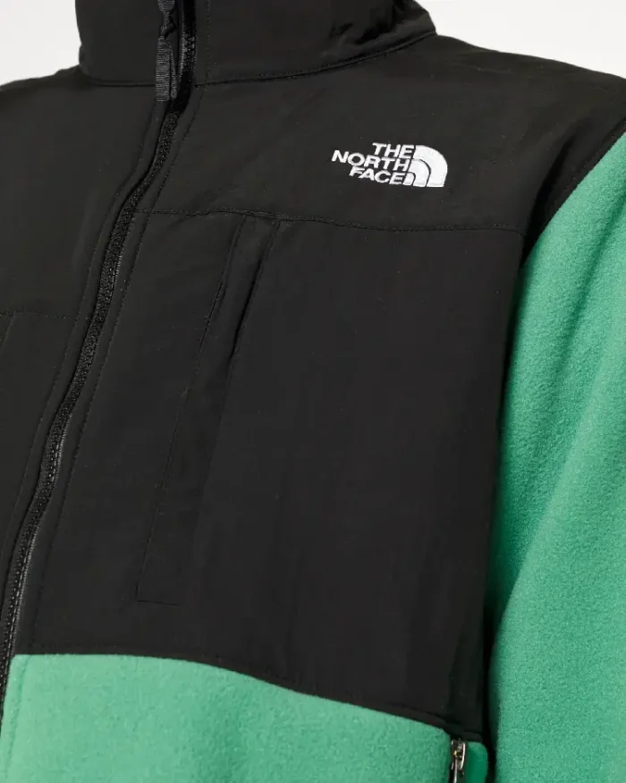 The North Face Deep Grass Green Denali Fleece Jacket Close Up View