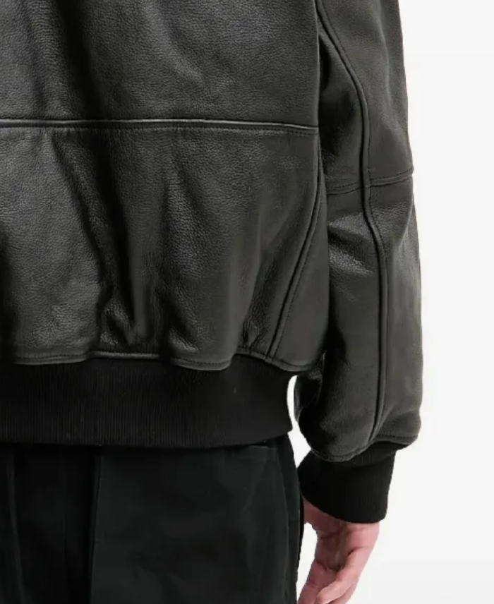 Men’s Leather Bomber Jacket Sleeves